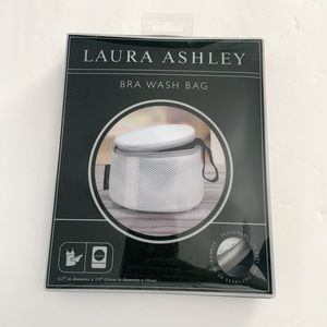Laura Ashley- bra laundry wash bag